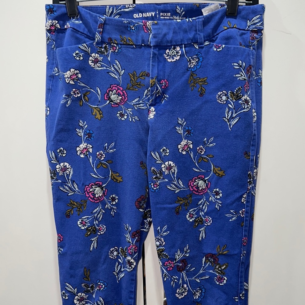 Size 8 Tall Old Navy pants